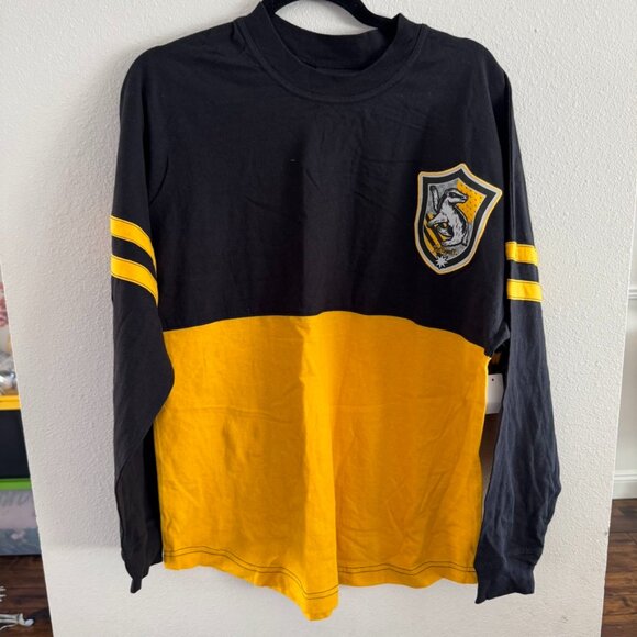 Harry Potter Hufflepuff Long Sleeve Spirit Jersey Size Medium - Picture 1 of 5